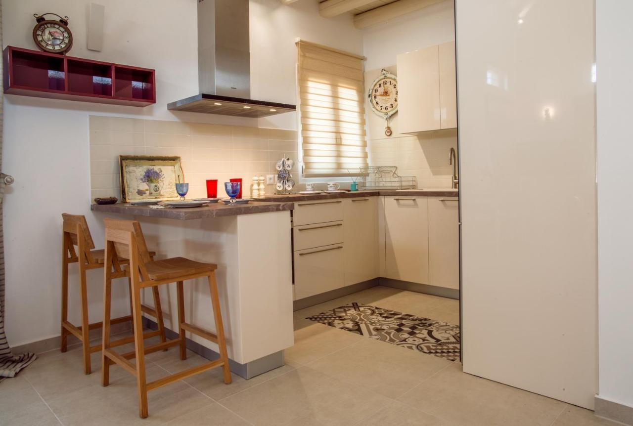 Eleni'S Guesthouse Aprovaton Экстерьер фото