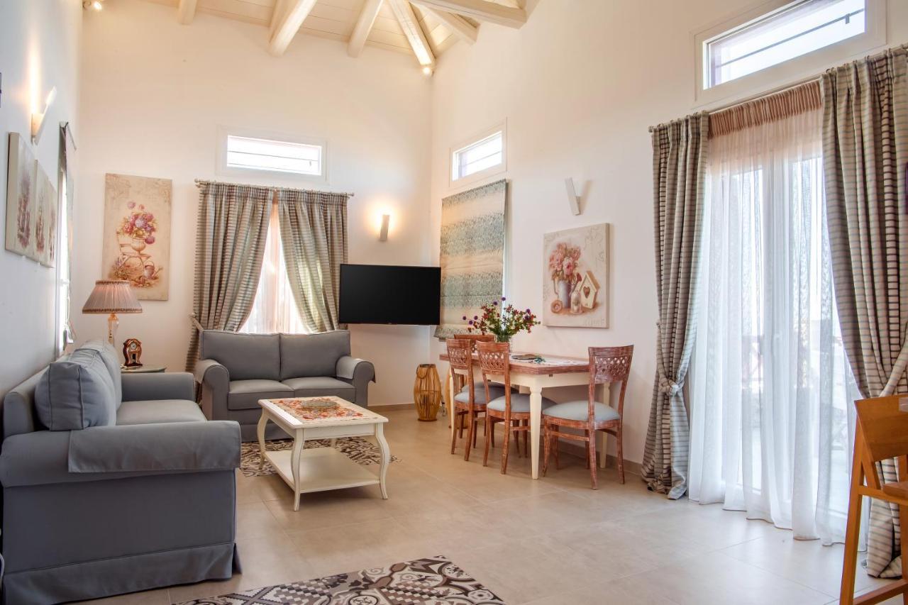 Eleni'S Guesthouse Aprovaton Экстерьер фото